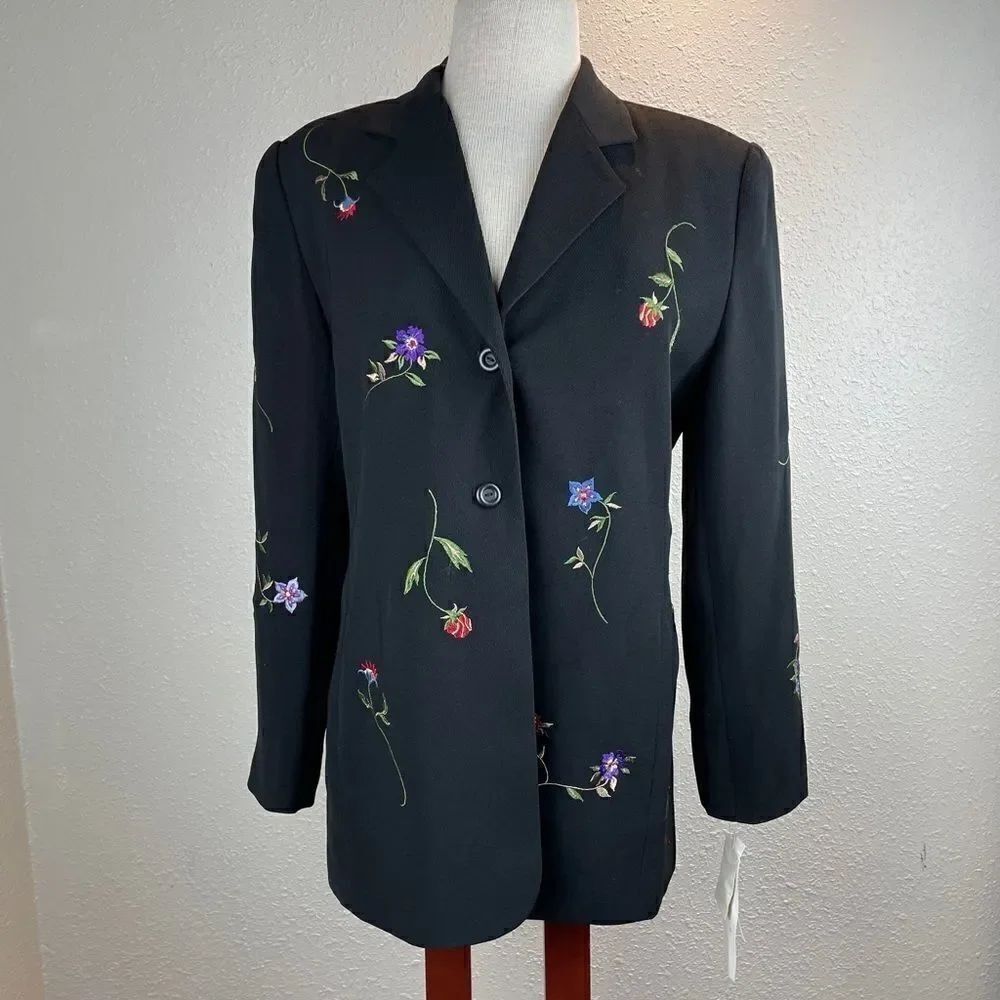 NWT Travis Ayers Embroidered Floral Black Blazer